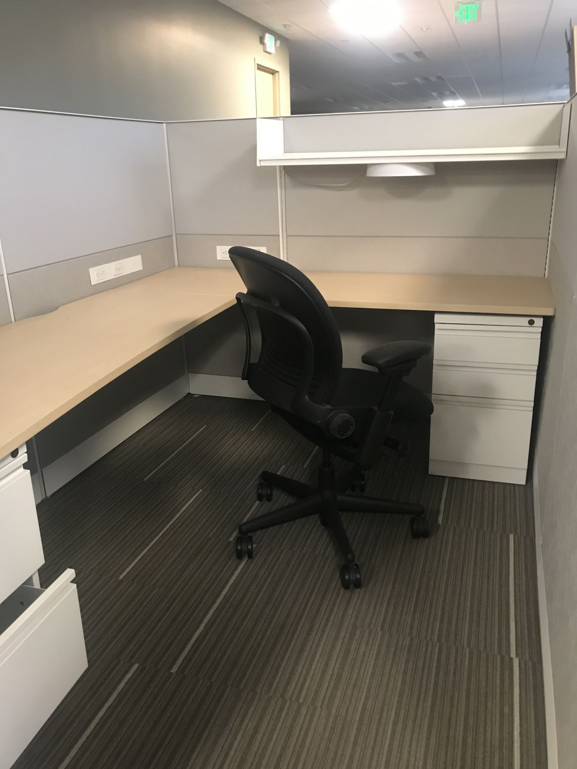 Teknion Leverage Cubicles - OfficeCubicle.com